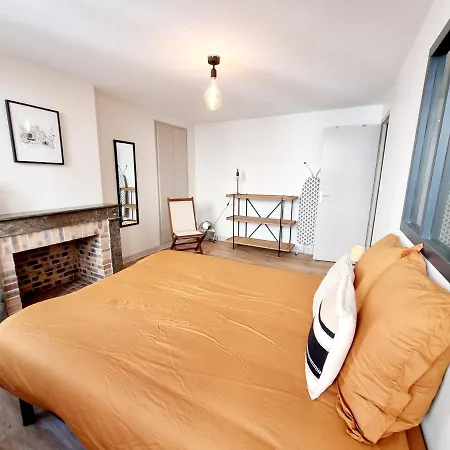 Maison Tres Agreable Et Calme Avec Terrasse En Centre Lejlighed