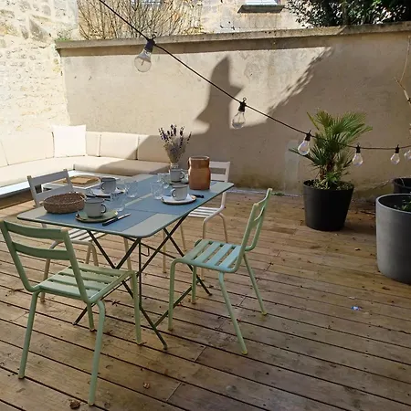 Maison Tres Agreable Et Calme Avec Terrasse En Centre Angouleme