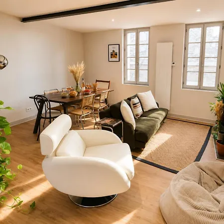 Appartement Maison Très Et Calme Avec Terrasse En Centre