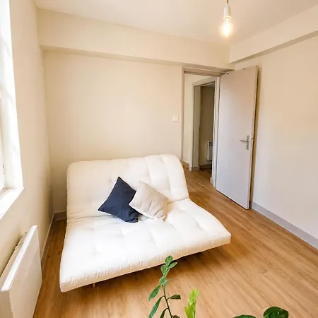 Maison Très Et Calme Avec Terrasse En Centre Angoulême
